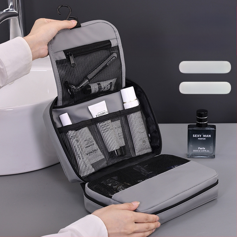 Kelioninė kosmetinė su kabinimo ir sulankstomu dizainu, vandeniui atsparus membraninis audinys, atskiros erdvės kosmetikai ir higienai