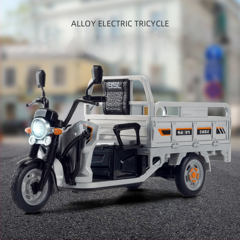 Модел на триколесен мотоциклет, с мигащи светлини и звукови ефекти; статичен модел; категория: мотоциклет модел; подходящ за възраст 7-14.