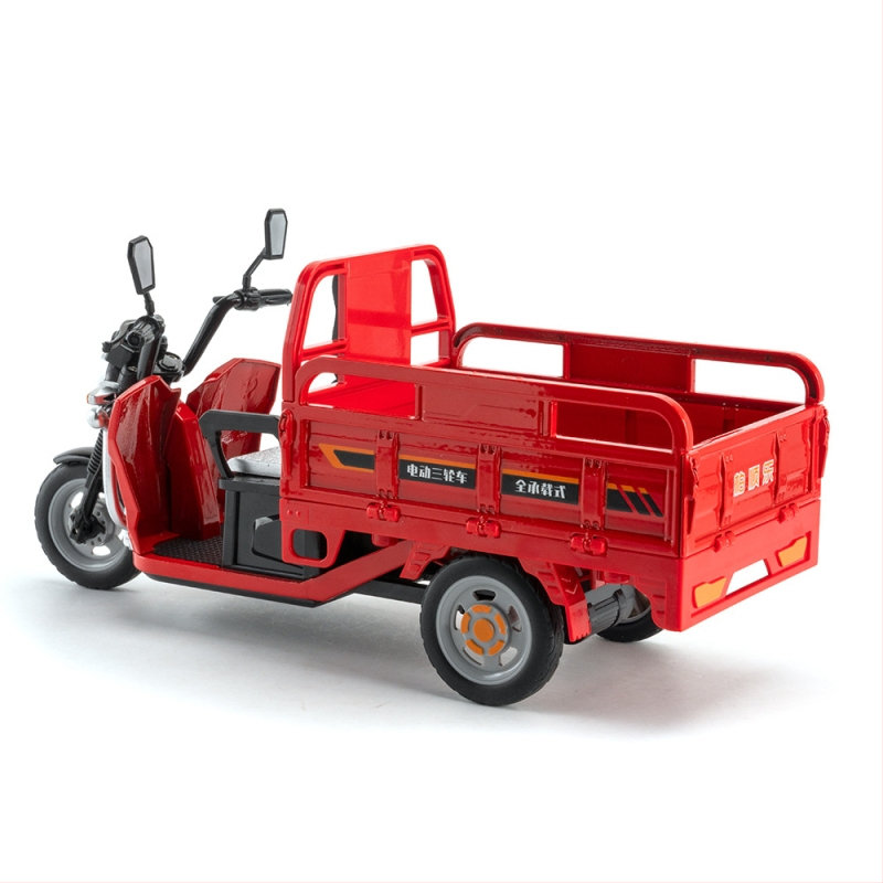 Модел на триколесен мотоциклет, с мигащи светлини и звукови ефекти; статичен модел; категория: мотоциклет модел; подходящ за възраст 7-14.