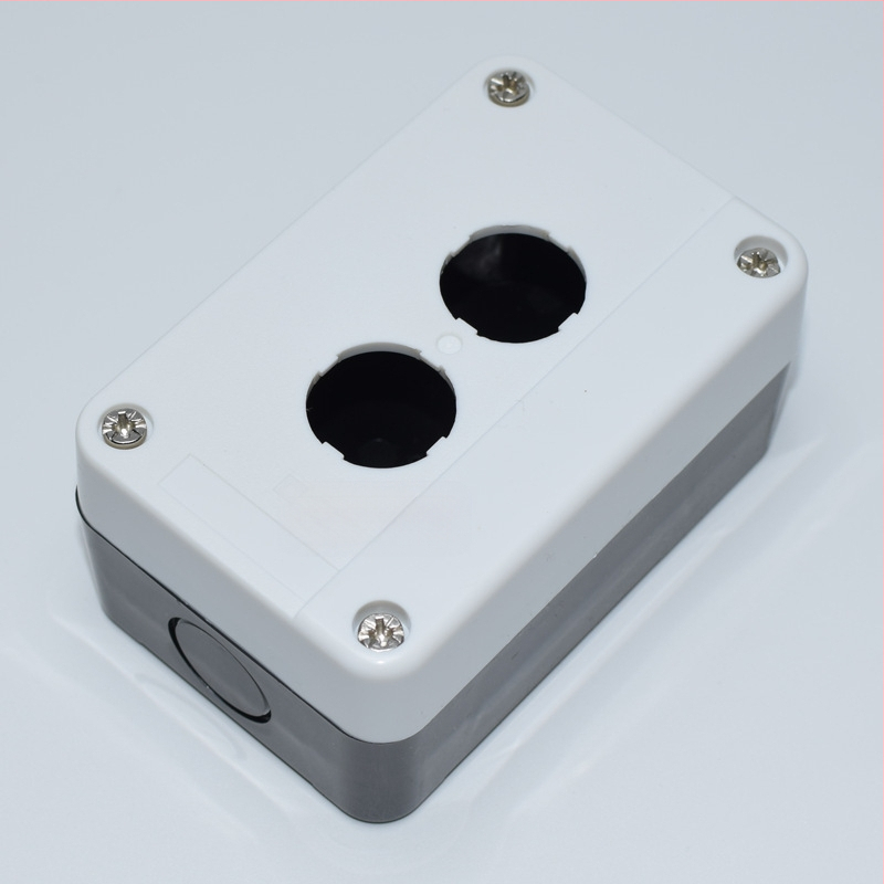 Pradžios/Pertraukos mygtuko dėžė – atspari vandeniui serija, veržlėmis laidų jungtis, -40–70°C, 0–500V, plastinis priekinis žiedas, 3 000 000 ciklų tarnavimo laikas