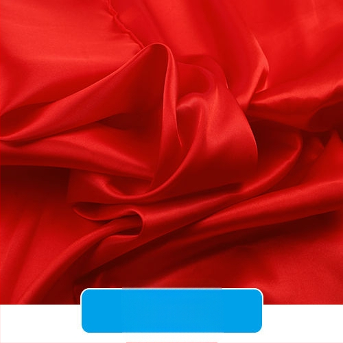 Šilkinis satino audinys – drabužių pamušalui, scenos užuolaidoms ir vestuvinei dekoracijai