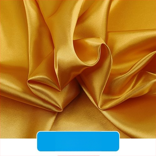 Šilkinis satino audinys – drabužių pamušalui, scenos užuolaidoms ir vestuvinei dekoracijai