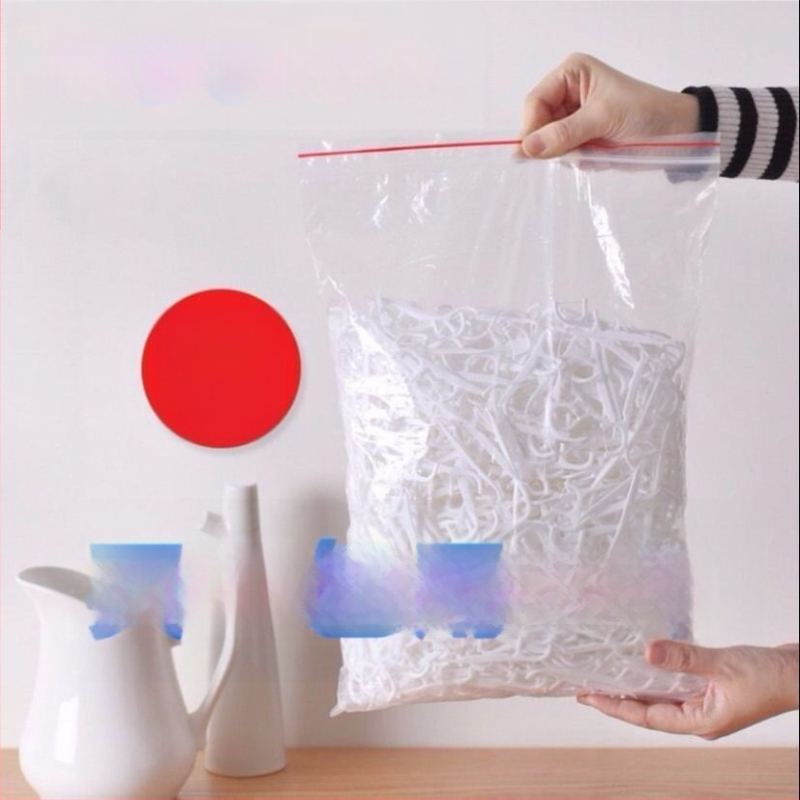 Zobu diegu nūjiņa – ultra plāna, lokveida forma, divkāršā gali, 30–50 gab., 80–100 maisiņi iepakojumā