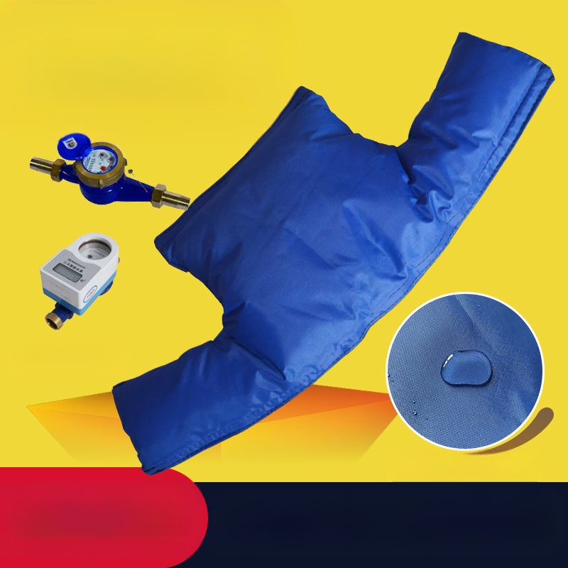 Vandens skaitiklio izoliacijos gaubtas, audinys su izoliaciniu vatos šerdimi; kieta forma, paviršiaus iškyšų tipas, darbinė temperatūra iki 80°C