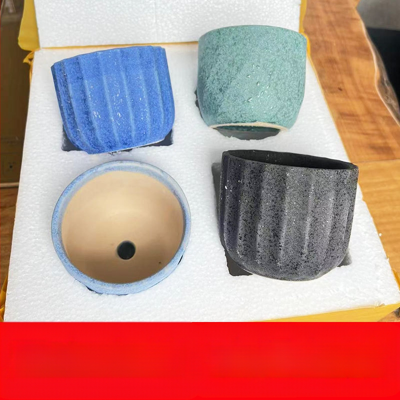 Keraminis vazonėlis sukulentams, kvėpuojantis ir tvirtas, aukštatemperatūroje degintas, staliniam ar grindų naudojimui