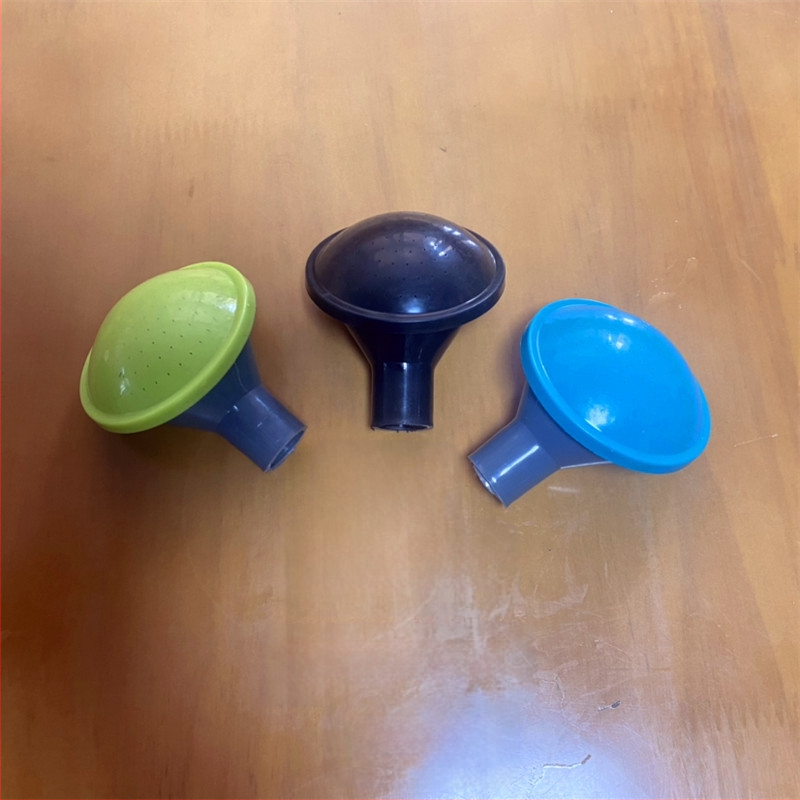 Plastikinis tankintas laistymo antgalis, tvirta konstrukcija, namų naudojimui