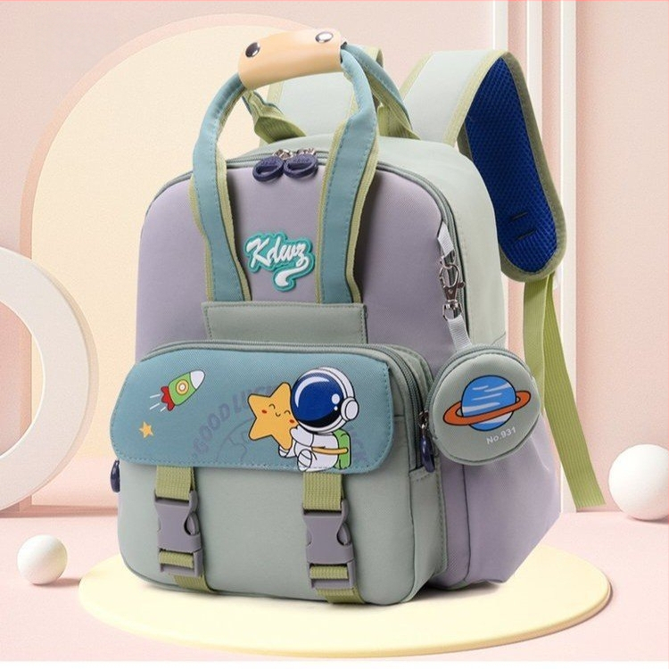 Bērnu mugursoma dārziņam – universāla, astronautu multfilmas raksts, Oxford audums, izturīga pret nodilumu, poliesteru iekšējā odere, piemērots skolai 3–6 gadiem