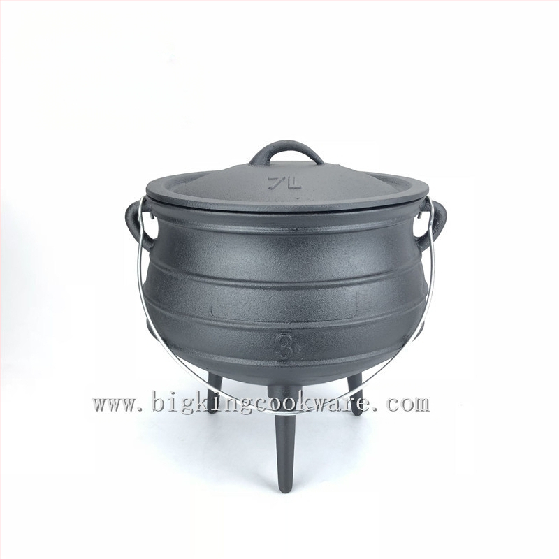 Tryjų kojų ketaus puodas su pakabiniu košeliu, be dengimo, modelis BK-2913, talpa daugiau nei 5 litrai