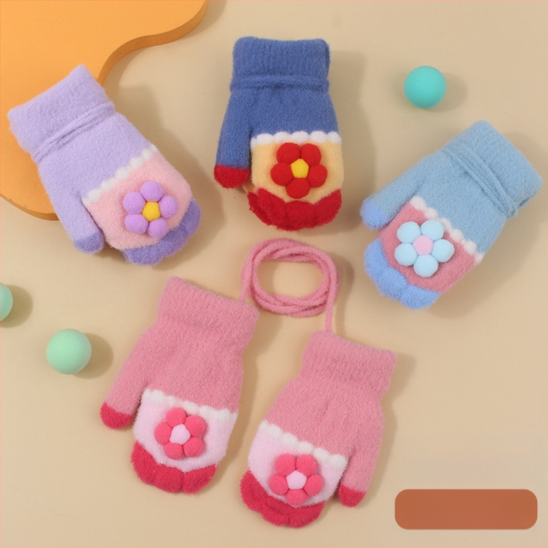 Megztos vaikų pirštinės su fliso įdėklu, animacinis raštas, unisex, amžius 0-2 metai