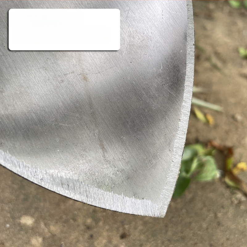 Ūkinė kastuvė su kvadratine mentele, medinė rankena, vidutinio anglies plieno korpusas, modelis 3833