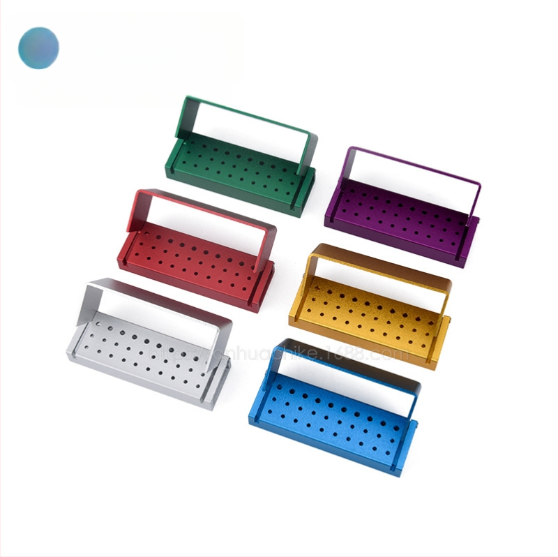 Metāla dezinfekcijas kārba zobārstniecības instrumentiem ar 30 bedrēm, atvērts uzglabāšanas dizains