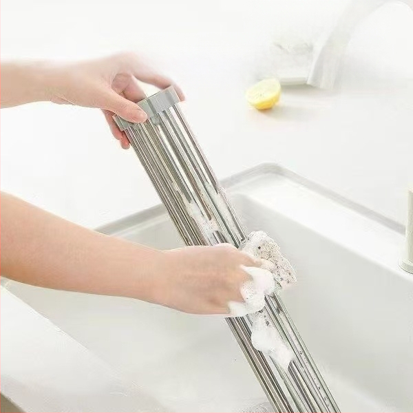 Nerūdijančio plieno nutekėjimo laikiklis su sulankstomu teleskopiniu dizainu virtuvės indų laikymui — modernus stilius, leidimas 2017 m. pavasarį