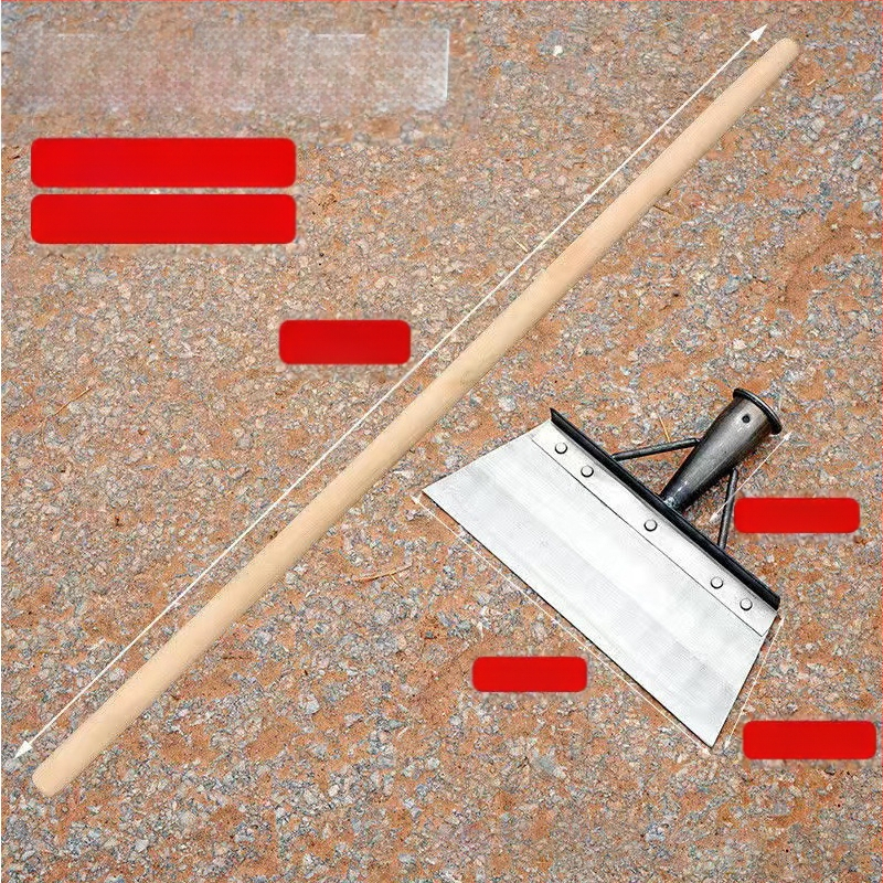 Mangano plieno sniego kastuvė su dantyta mentele, skirta žemės ūkiui, galvijų laikymui ir namų tvarkymui