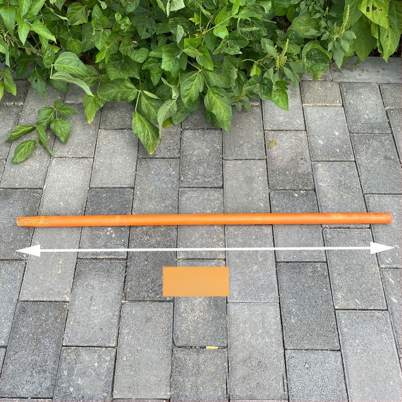 Mangano plieno sniego kastuvė su dantyta mentele, skirta žemės ūkiui, galvijų laikymui ir namų tvarkymui