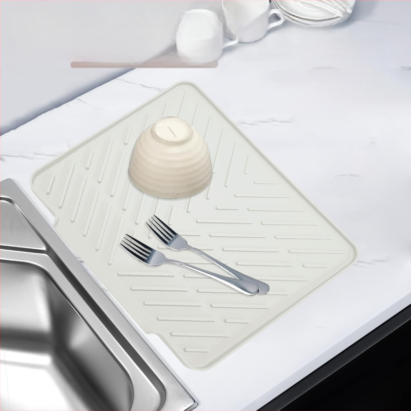 Silikoninė virtuvės džiovinimo kilimėlis su drenažo anga ir izoliacija, kvadratinės formos, degraduojantis, išleistas 2023