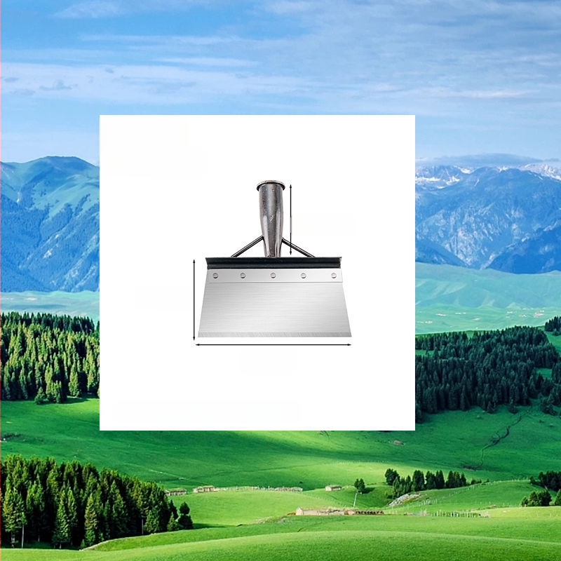 Sniego šluota iš mangano plieno su dantyta briauna – skirta sniego šalinimui, mėšlo tvarkymui ir buitinėms valymo darbams