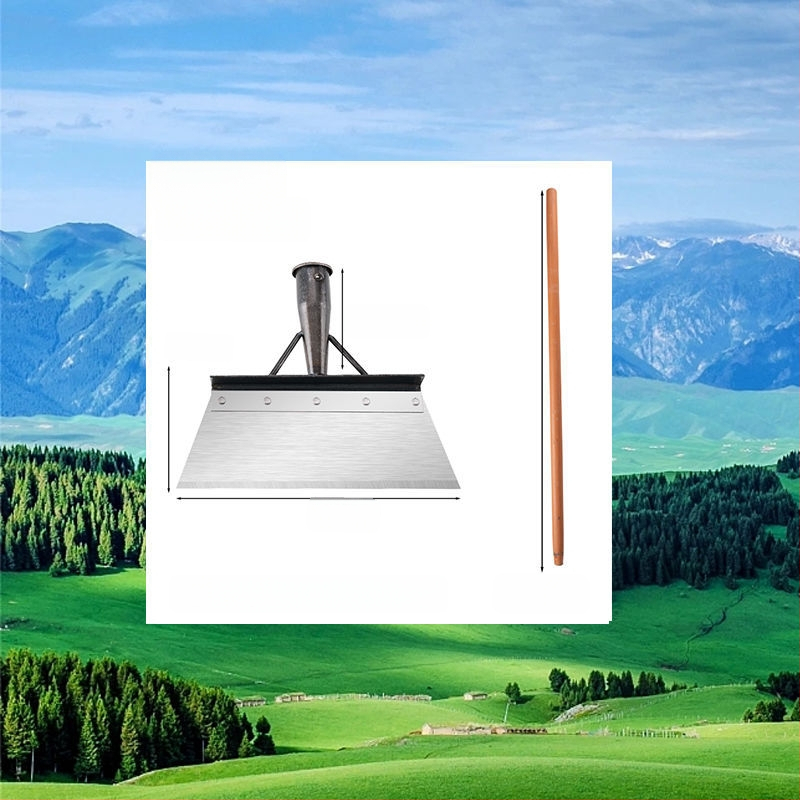 Sniego šluota iš mangano plieno su dantyta briauna – skirta sniego šalinimui, mėšlo tvarkymui ir buitinėms valymo darbams