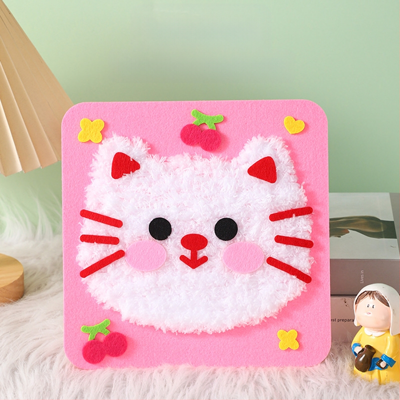 Rankų darbo DIY siuvimo rinkinys vaikams – audinys, animacinės mergaitės tema, edukacinis žaislas, amžius 4–6 metai