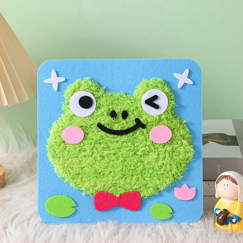 Rankų darbo DIY siuvimo rinkinys vaikams – audinys, animacinės mergaitės tema, edukacinis žaislas, amžius 4–6 metai