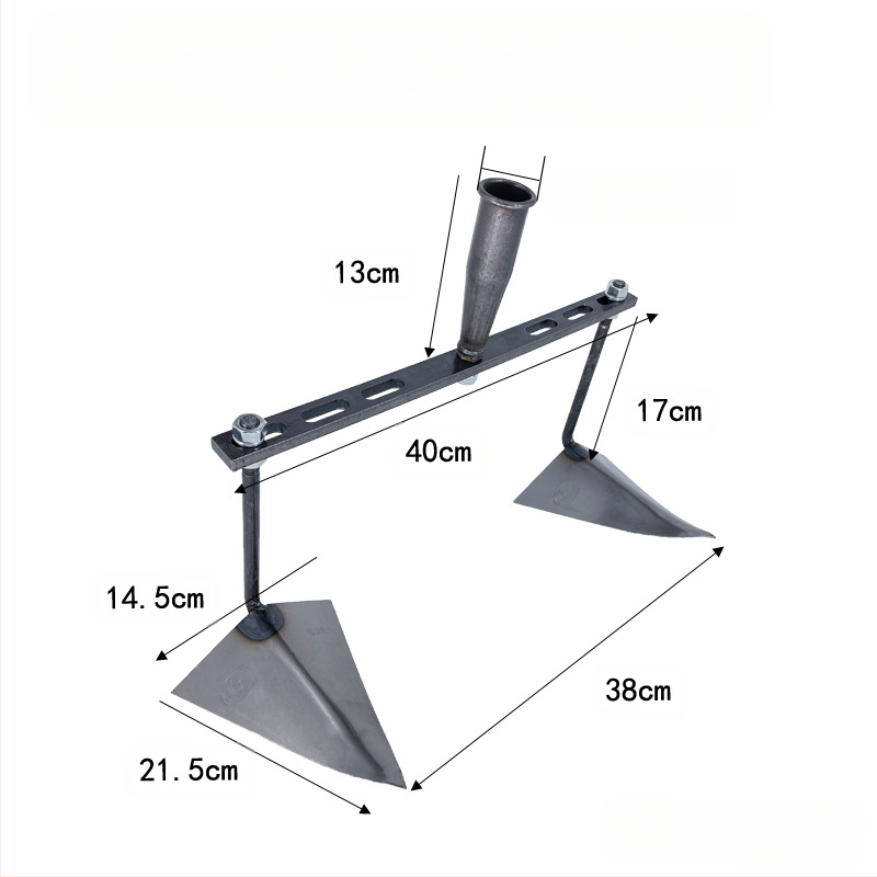 Reguliuojama trikampė daržo kastuvė kanalo klojimui, kasimui, griovių formavimui ir dirvožemio atpalaidavimui – daugiafunkcis sodo įrankis su aštria paukščio snapo galva