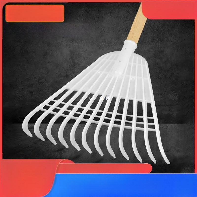 Plastikinės sodo grėbliai su storesne galva, skirti vejai ir lapų rinkimui