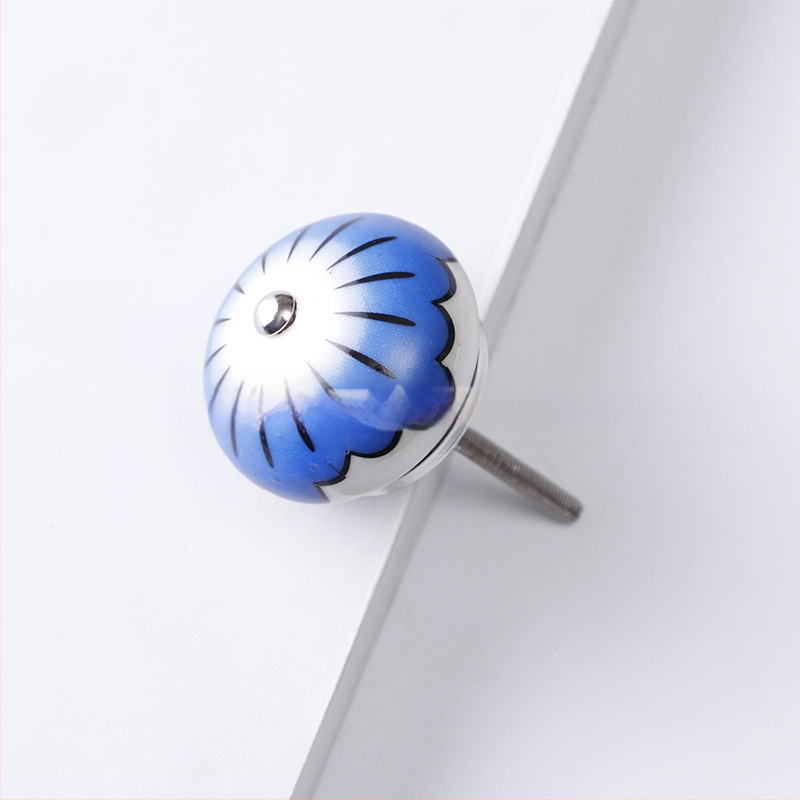 Yunchang στρογγυλή κεραμική λαβή για ντουλάπες και συρτάρια — μοντέρνος μινιμαλιστικός στυλ, ελαφρύς πολυτελής χαρακτήρας; υλικό κεραμικό; επίστρωση ηλεκτροπλατίωσης; μάρκα Yunchang Hardware.