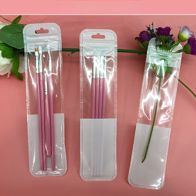 Caurspīdīga pašaizveramā dāvanu iepakojuma soma ar noapaļotiem stūriem; aizvēršanas garums 2.5 cm; iepakojumā 50 gab.; materiāls: jauns materiāls