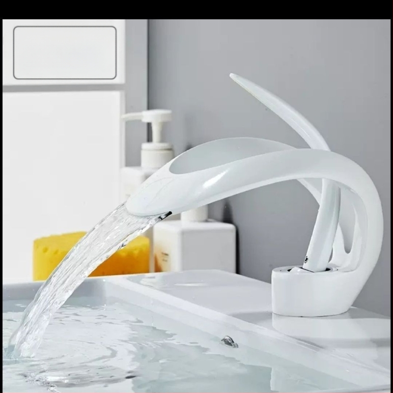 Vario karšto ir šalto vandens maišytuvas plautuvei, vieno skylės montavimas, keraminių vožtuvo korpusas, elektroplatinė apdaila