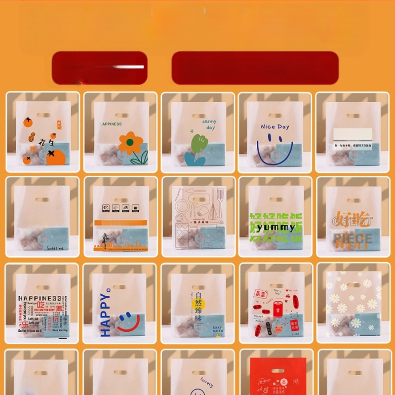 Прозрачна пластмасова опаковъчна торбичка за сладкарски изделия и за доставка, с отпечатано лого