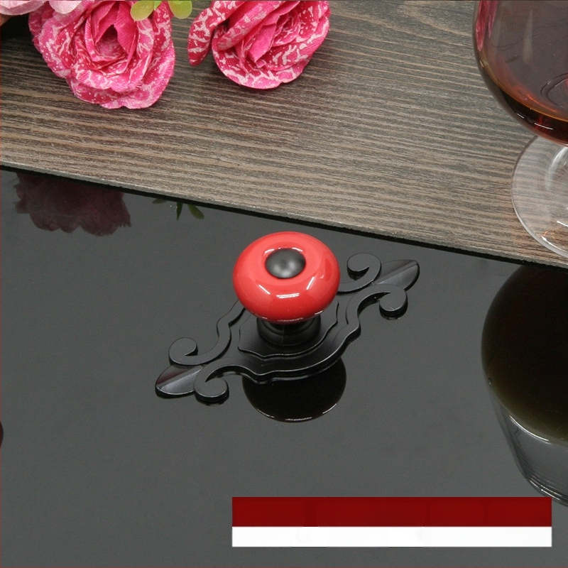 Apvali keramikinė spintos durų ir stalčiaus rankenėlė su baze, šiuolaikinis minimalistinis stilius.