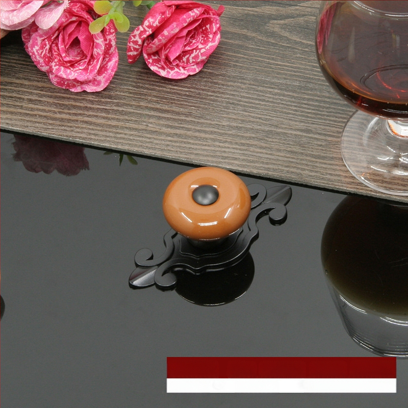 Apvali keramikinė spintos durų ir stalčiaus rankenėlė su baze, šiuolaikinis minimalistinis stilius.