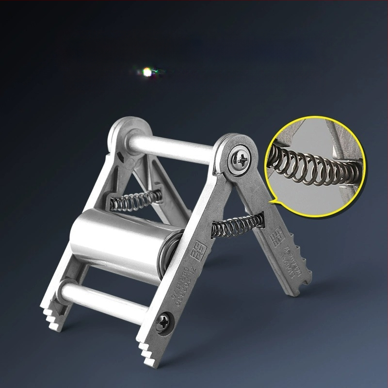 Įrankis kabelių vedimui elektros instaliacijose — vieno laidininko traukimo ratukas ir lizdo dėžės priedas