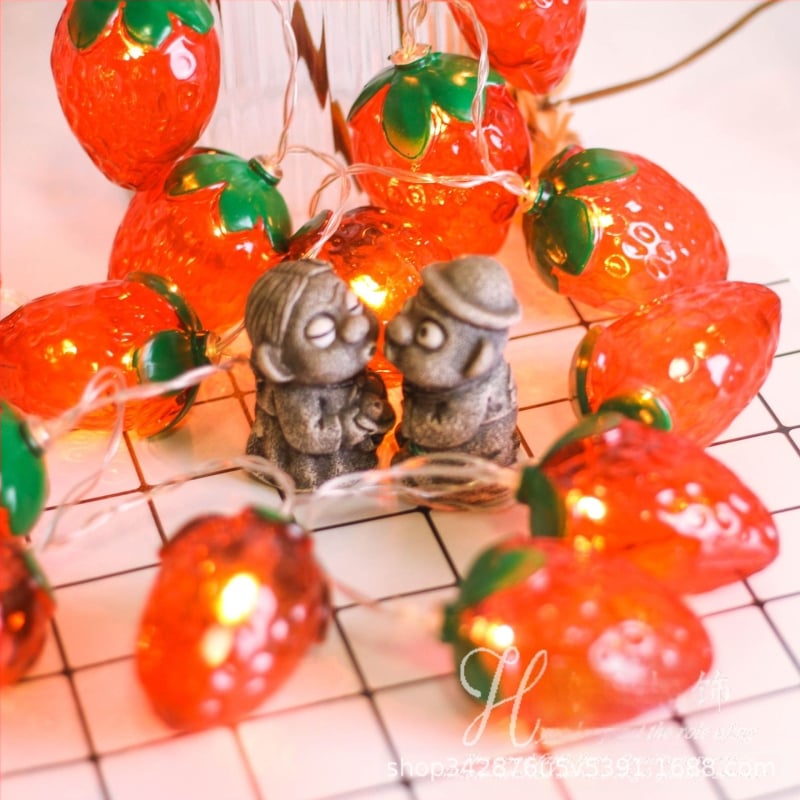 LED нишкова светлина с ягодова форма за Коледа — декоративна за снимки, 20 LED, 3V, IP44, светимост 2000 лм, захранване: батерийна кутия