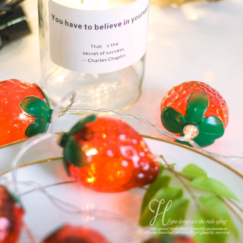 LED нишкова светлина с ягодова форма за Коледа — декоративна за снимки, 20 LED, 3V, IP44, светимост 2000 лм, захранване: батерийна кутия