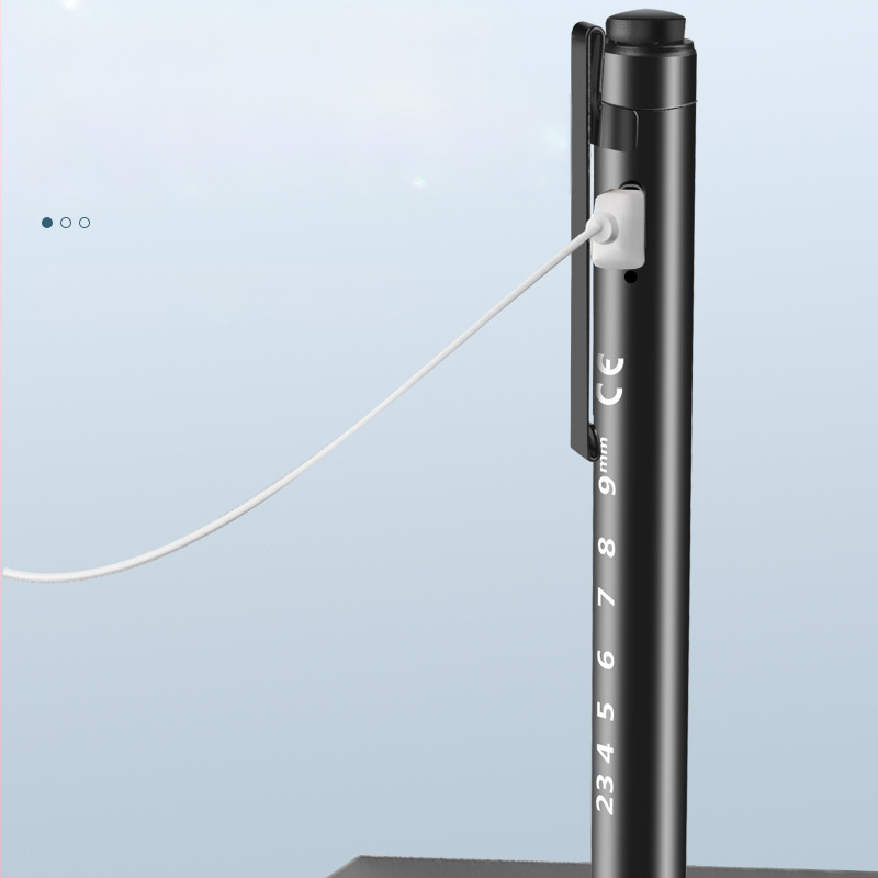 LED rašiklio šviesa SD-26 su USB įkrovimu ir dviejų šviesos šaltinių, aliuminio lydinio korpusas, medicininiam ir odontologijos naudojimui