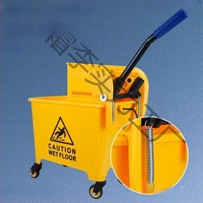 Rankinis kibiras šluotai su išspaudimo mechanizmu – Prekės ženklas: Kita; Importuota: Ne; Kilmė: Kita; Produkto kategorija: Floor essential oil