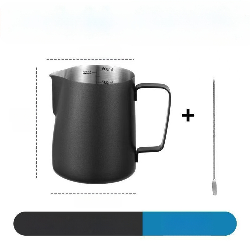 Latte art kanne iš nerūdijančio plieno su matavimo skale ir smaigiu snapu