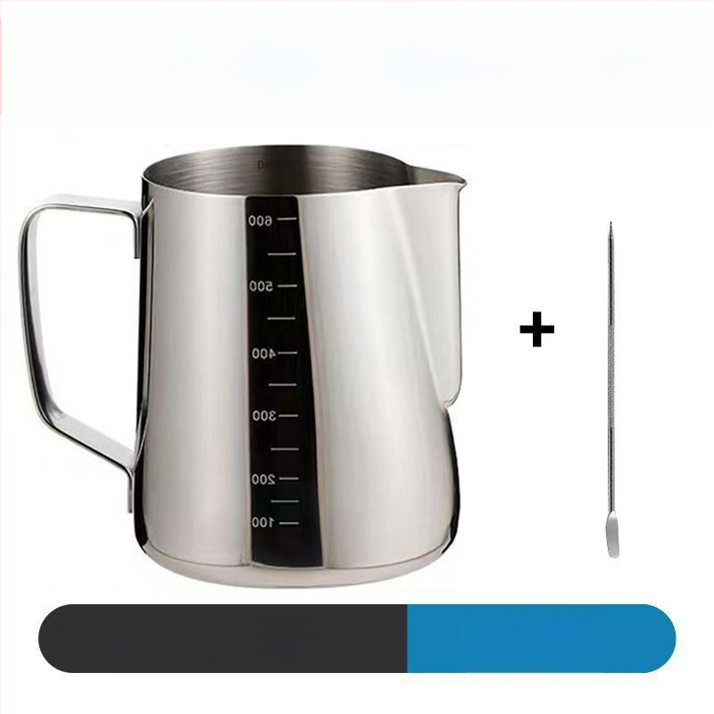 Latte art kanne iš nerūdijančio plieno su matavimo skale ir smaigiu snapu