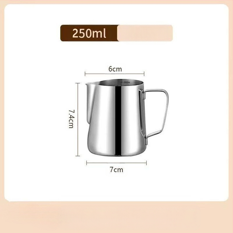 Latte art indas su matavimo skale ir siauru išpylimu