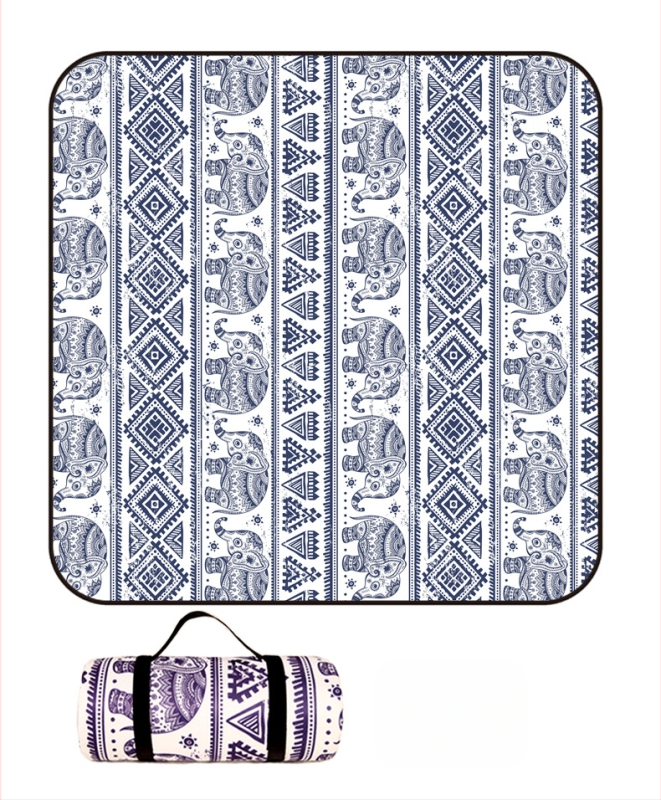 Piknik takaró flanelből és alumíniumfóliával, vízálló és nedvességálló, több személyes használatra, súly 1000 g