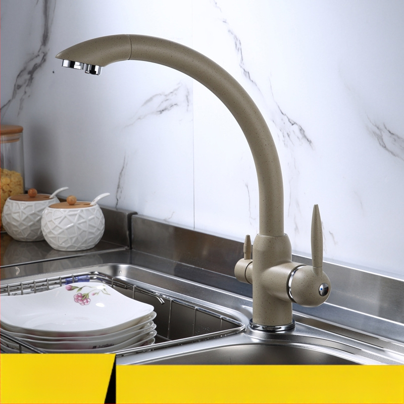 Кухненски въртящ се смесител за мивка с директна питейна вода – медно тяло, керамичен клапан, 0–90°C, модел 662-2, входове M10x1