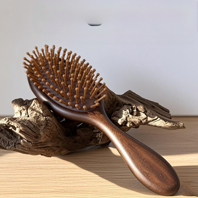 Ovāla santalova koka masāžas ķemme ar fēniksa gravējumu galvas ādas meridiāniem, Yixuan zīmols, izcelsme Džinhua