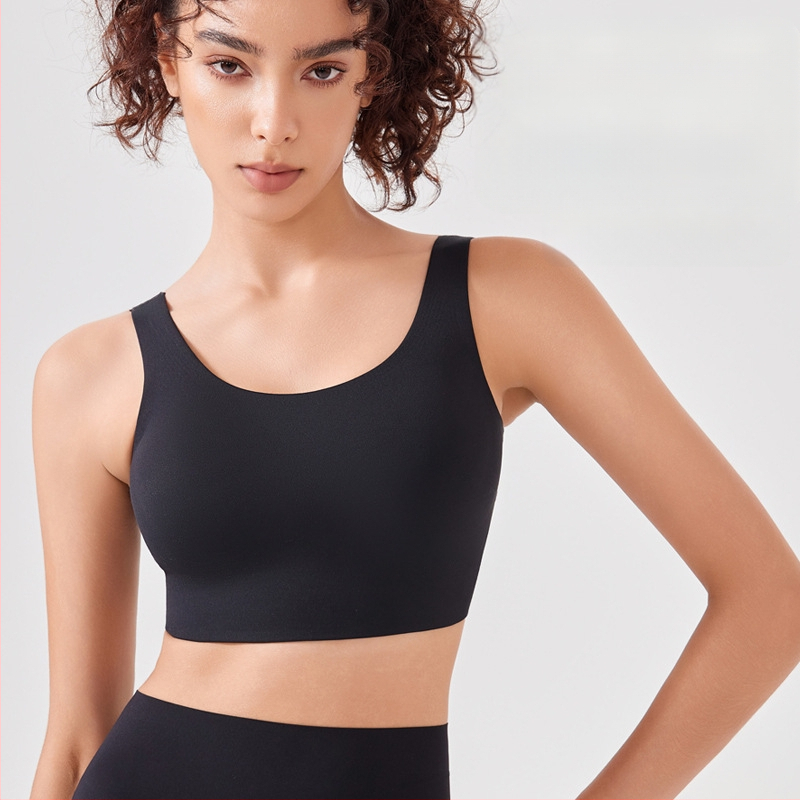 Sportni grudnjak u stilu veste, otporan na udarce za visokointenzivne trčanje, s punim košaricama i tankim oblikovanim košaricama, čvrste dvostruke naramenice, prozračan najlon