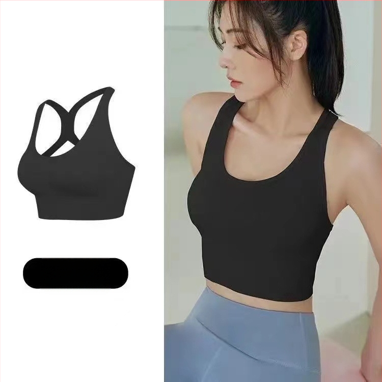 Nailoninis sportinis viršelis krūtinei be petnešių, 3/4 taurė, vidutinio formavimo, kvėpuojantis, sugeria prakaitą, moterims