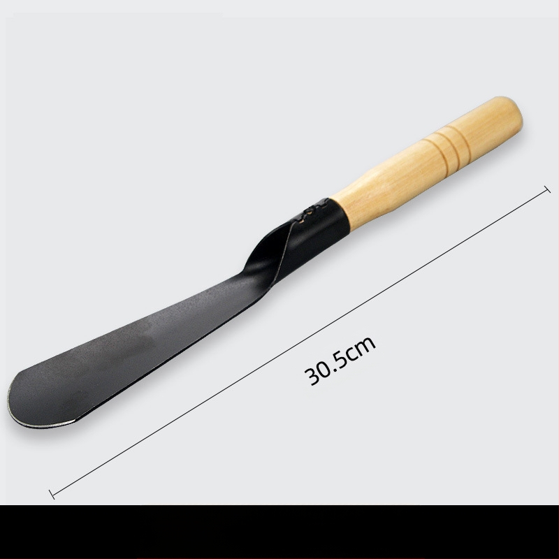 Sodo rankinis kastuvas česnakams ir laukiniams daržovėms