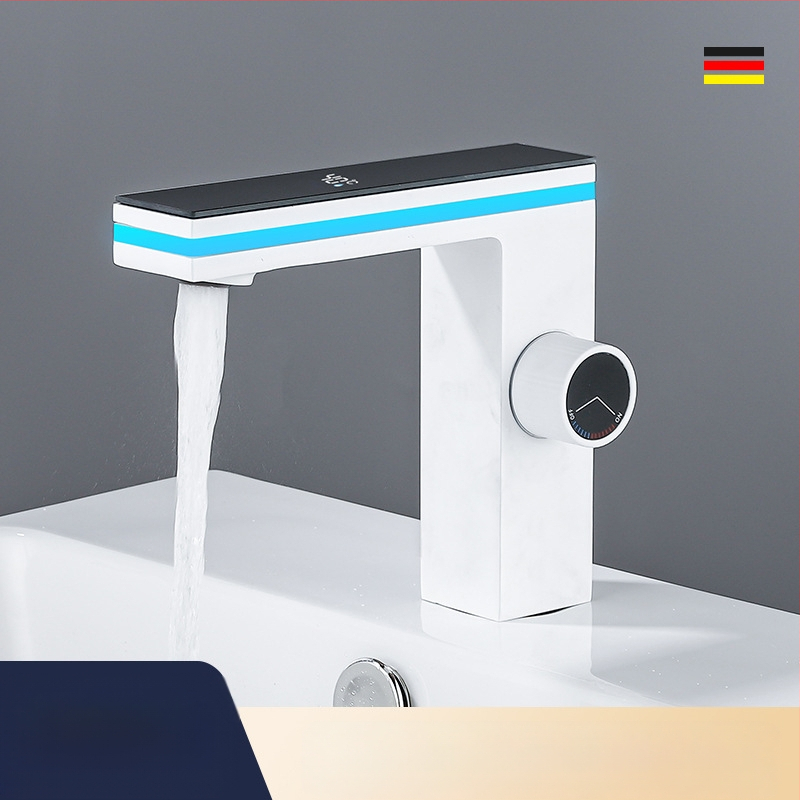 Praustuvo maišytuvas su ambientiniu apšvietimu ir išmaniu skaitmeniniu ekranu, varinis korpusas, keraminių diskų vožtuvas, 1–90°C