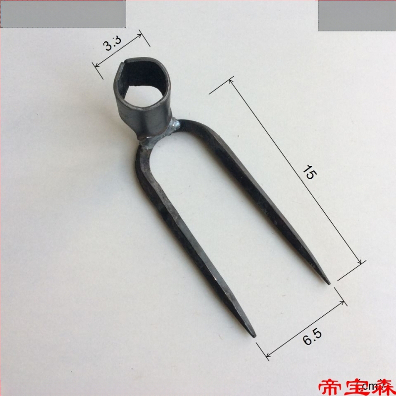 Χειροποίητη σφυρηλατημένη κεφαλή τεσσάρων δοντιών για κήπο και φάρμα, σιδερένιο