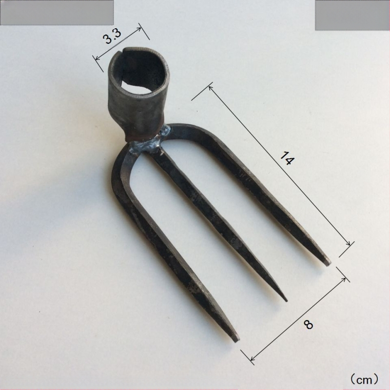 Χειροποίητη σφυρηλατημένη κεφαλή τεσσάρων δοντιών για κήπο και φάρμα, σιδερένιο