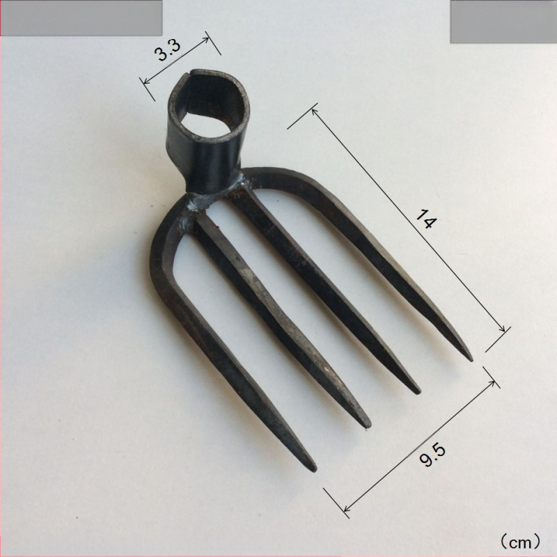 Χειροποίητη σφυρηλατημένη κεφαλή τεσσάρων δοντιών για κήπο και φάρμα, σιδερένιο