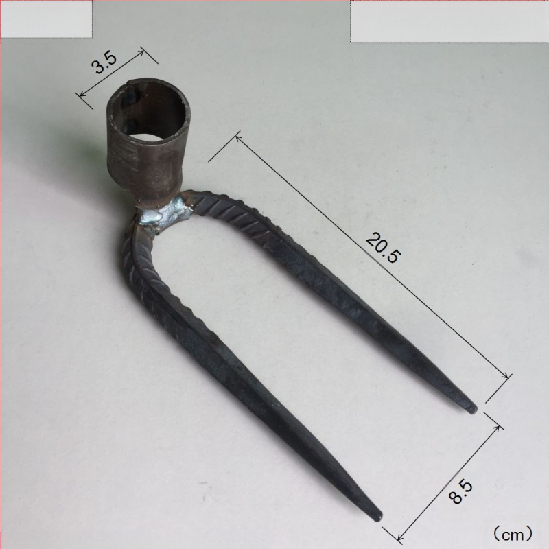 Χειροποίητη σφυρηλατημένη κεφαλή τεσσάρων δοντιών για κήπο και φάρμα, σιδερένιο